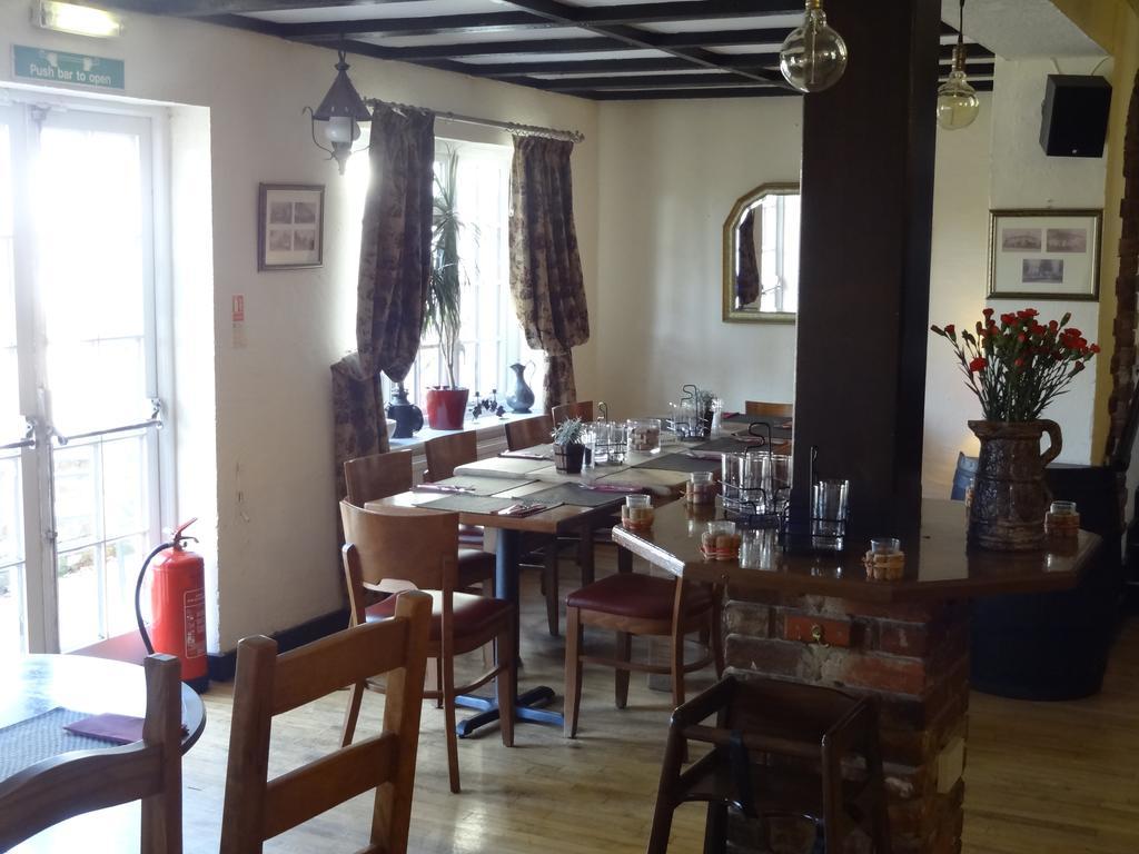 The Dove Inn Micheldever Kültér fotó
